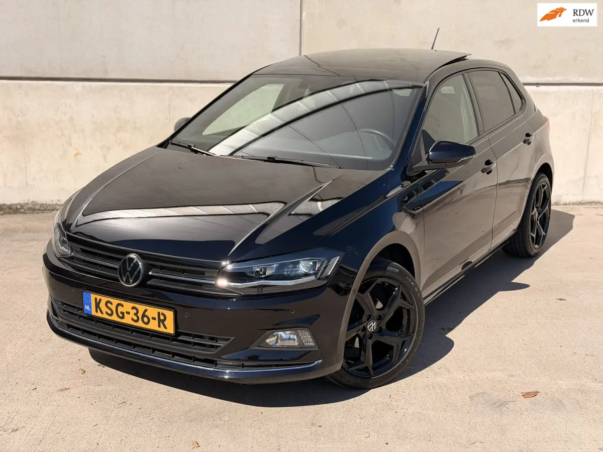 1.0 TSI Highline DSG BTW Pano 17' R-Line Virtual Camera CarPlay Navi LED ACC