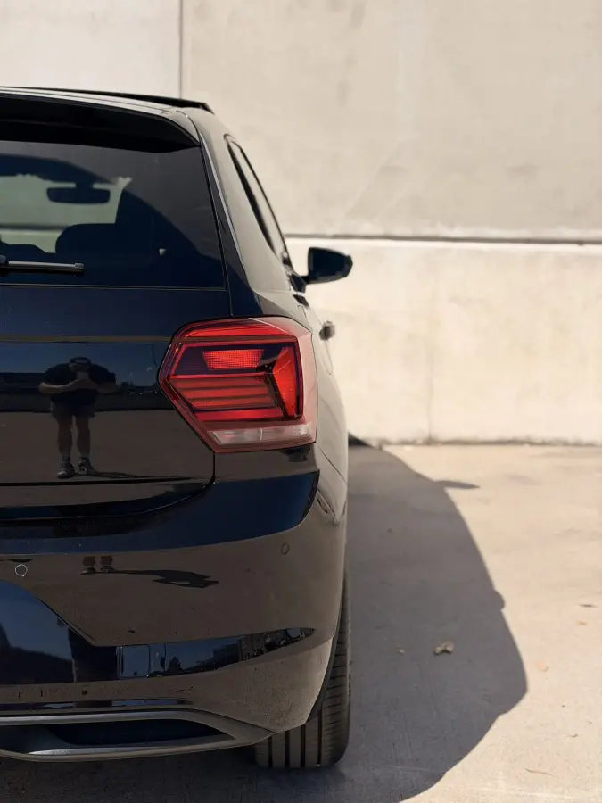1.0 TSI Highline DSG BTW Pano 17' R-Line Virtual Camera CarPlay Navi LED ACC