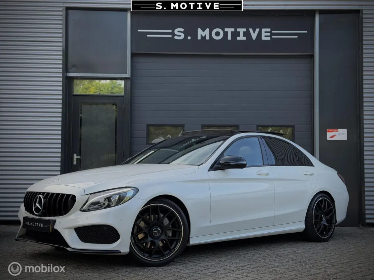 180 AMG NAP, Pano, Camera, Memory, Leder, Trekhaak, Org NL!