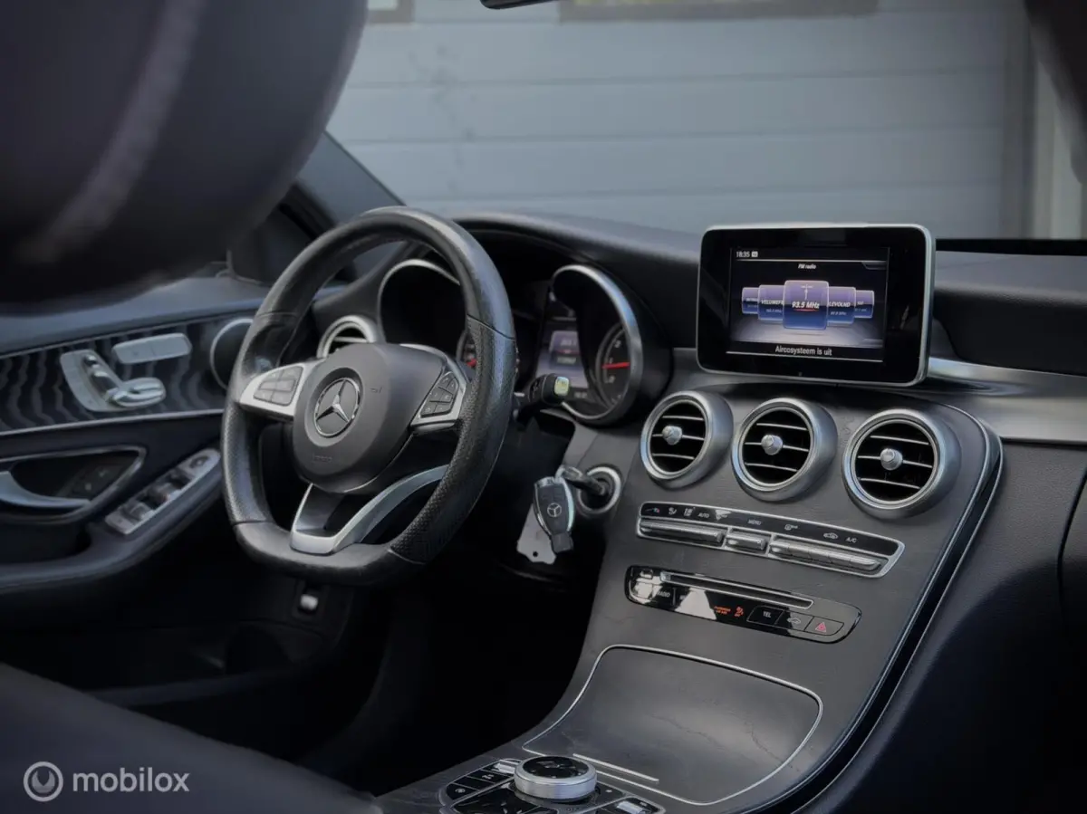 180 AMG NAP, Pano, Camera, Memory, Leder, Trekhaak, Org NL!