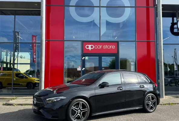 200 AMG Facelift | Panorama | Head Up | Memory Seats | Sfeer verlichting | Camera voor - achter | Carplay |
