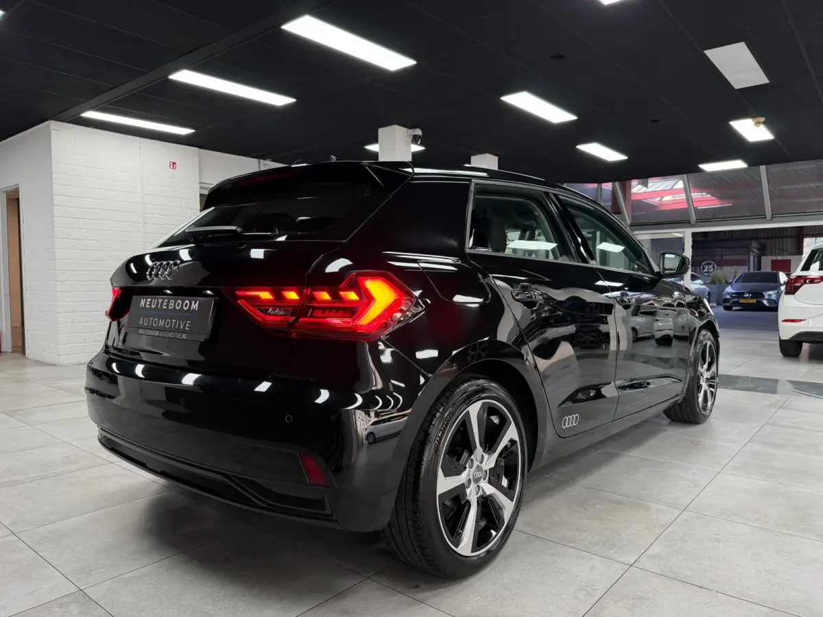 30 TFSI | Cruise control | Carplay | LED
