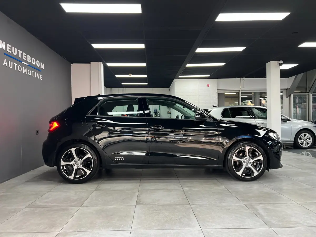 30 TFSI | Cruise control | Carplay | LED
