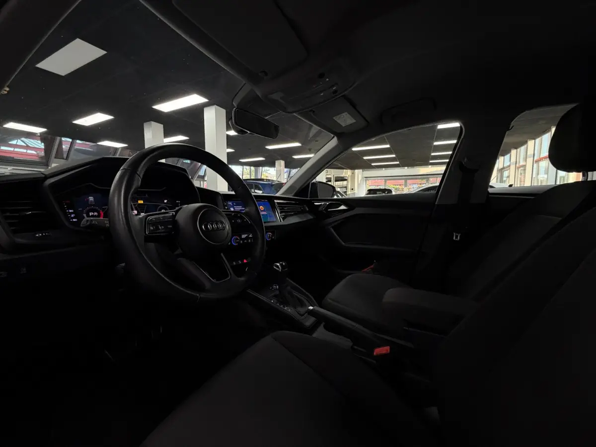 30 TFSI | Cruise control | Carplay | LED