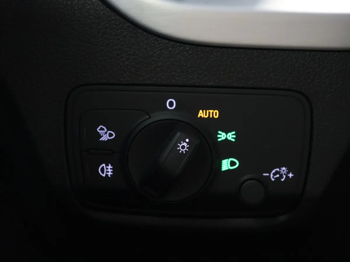 35 TFSI S Edition [VIRTUAL COCKPIT, APPLE CARPLAY, ANDROID, S LINE, LED, GROOT NAVIGATIE, SPORTSTOELEN, SPORTONDERSTEL, CRUISE CONTROL, PDC A, CLIMATE CONTROL, BLUETOOTH, NIEUWSTAAT]