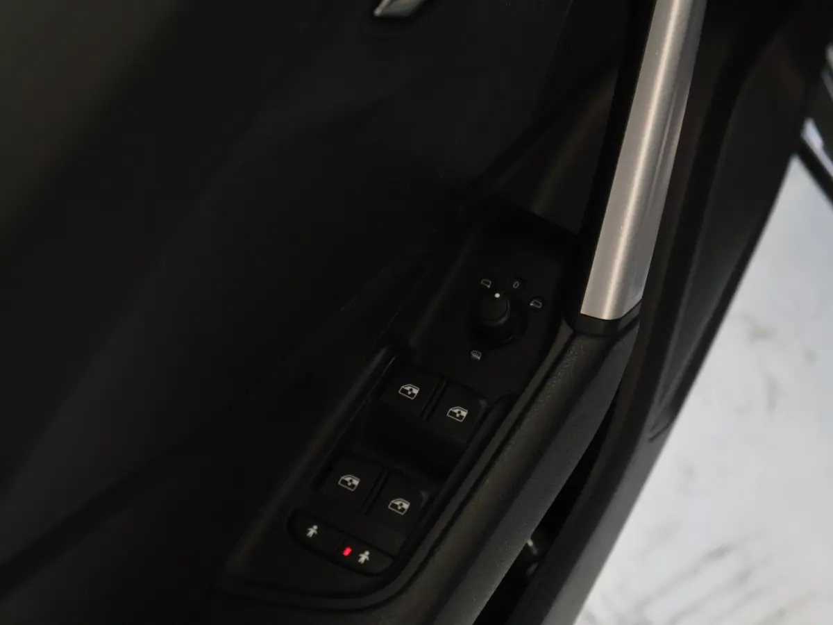 35 TFSI S Edition [VIRTUAL COCKPIT, APPLE CARPLAY, ANDROID, S LINE, LED, GROOT NAVIGATIE, SPORTSTOELEN, SPORTONDERSTEL, CRUISE CONTROL, PDC A, CLIMATE CONTROL, BLUETOOTH, NIEUWSTAAT]