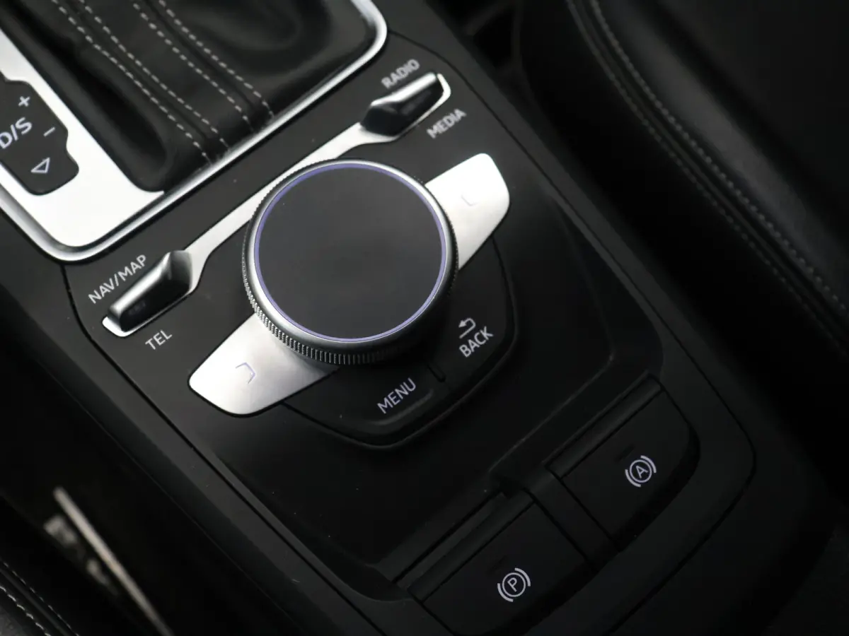 35 TFSI S Edition [VIRTUAL COCKPIT, APPLE CARPLAY, ANDROID, S LINE, LED, GROOT NAVIGATIE, SPORTSTOELEN, SPORTONDERSTEL, CRUISE CONTROL, PDC A, CLIMATE CONTROL, BLUETOOTH, NIEUWSTAAT]