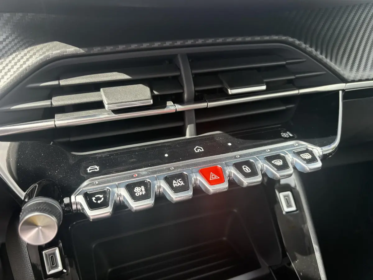 1.2 Turbo 100 Business | Parkeerhulp | Cruise Control | Apple Carplay/Android auto