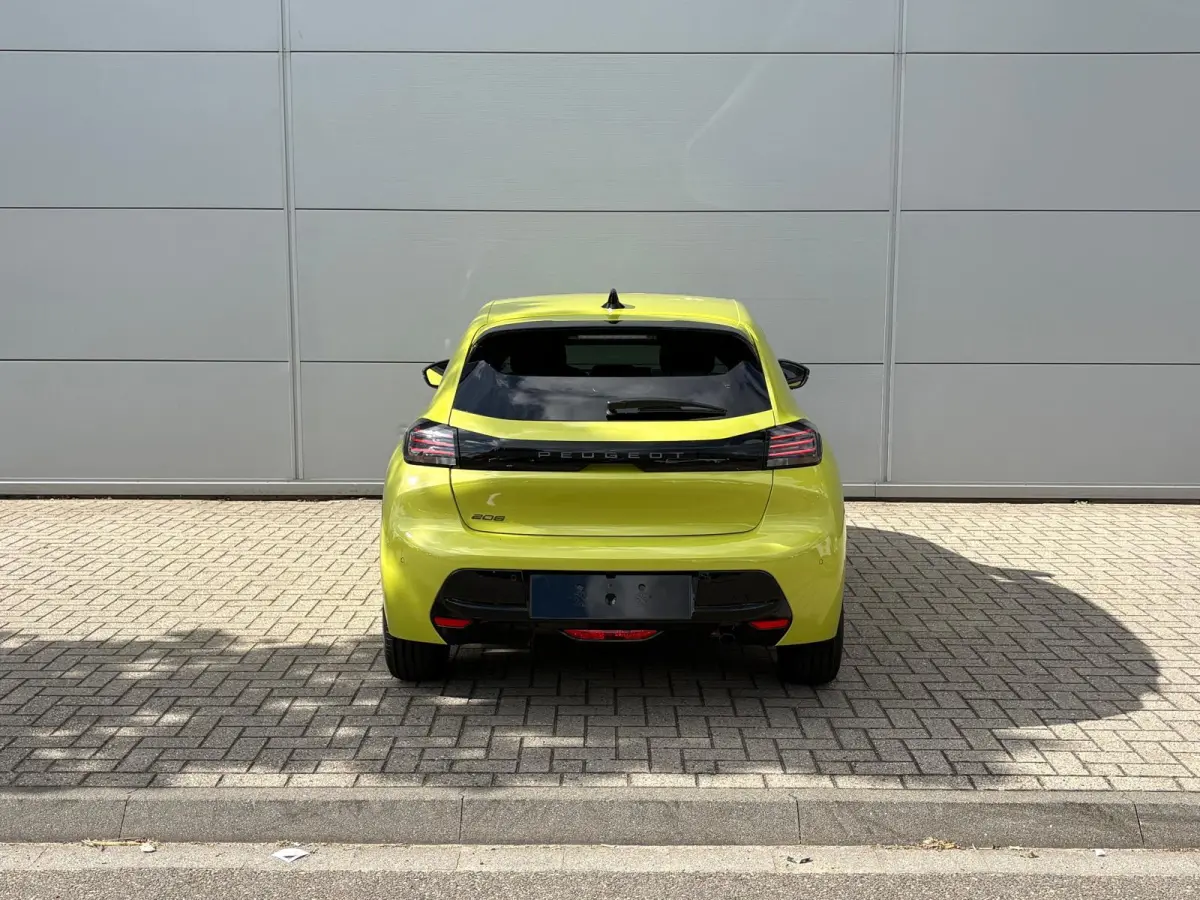 1.2 Turbo 100 Business | Parkeerhulp | Cruise Control | Apple Carplay/Android auto