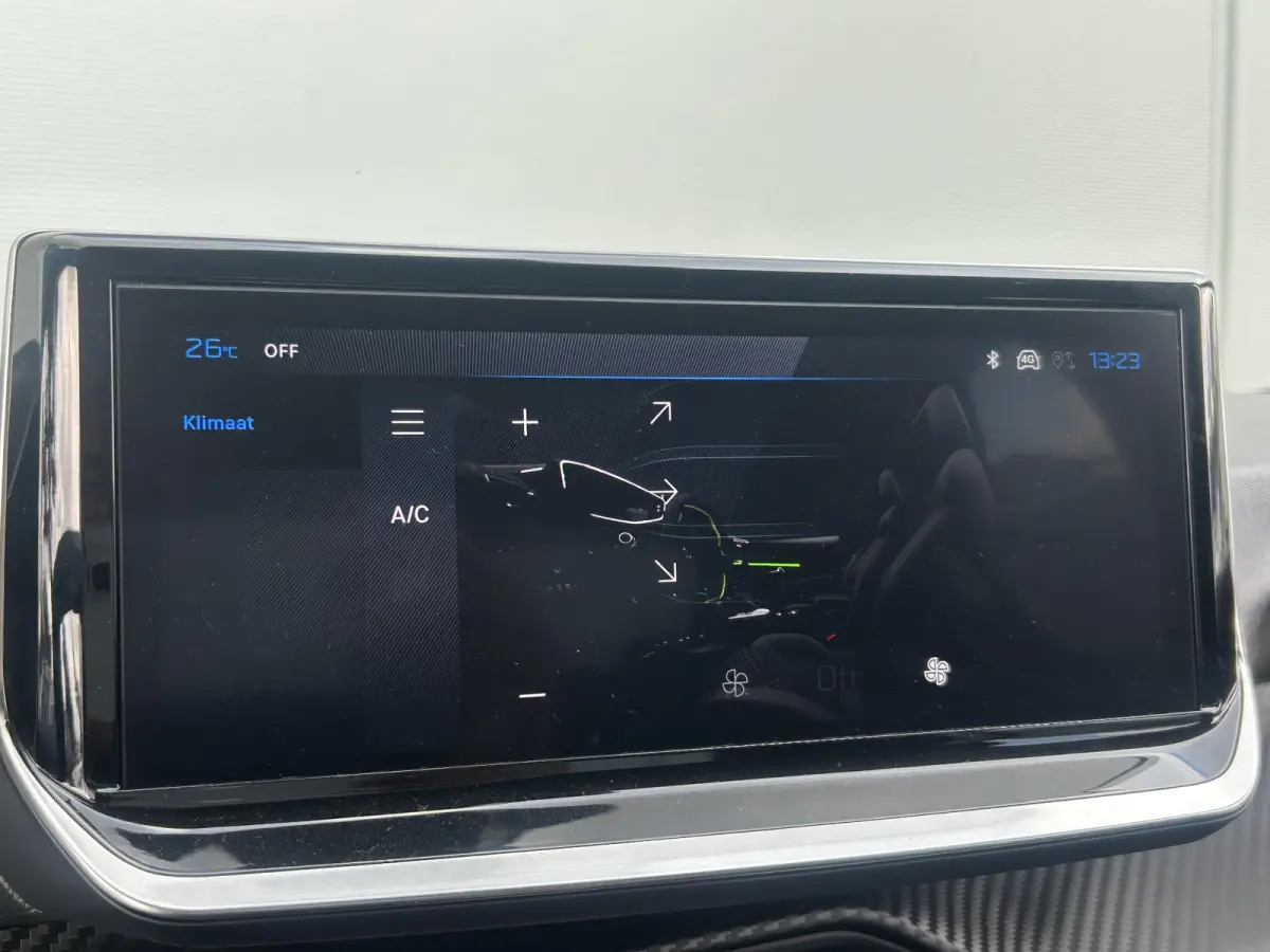 1.2 Hybrid 110 e-DCS6 Business | Parkeerhulp | Airco | Cruise Control | Apple Carplay/Android Auto