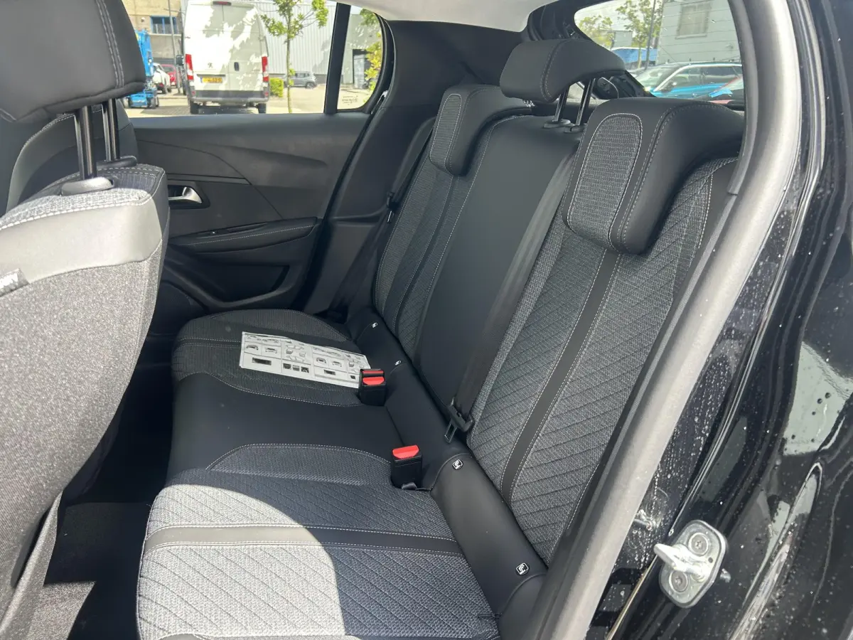 1.2 Hybrid 110 e-DCS6 Allure | Camera | Adaptieve Cruise Control | Navigatie | Apple Carplay/Android Auto