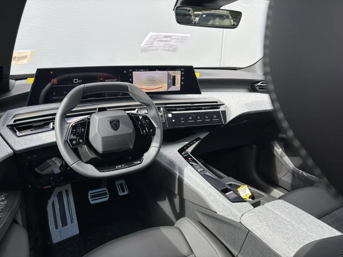 1.2 Hybrid 145 GT | 360 Camera| Adaptieve Cruise Control | Elektrische achterklep | Apple Carplay/Android Auto