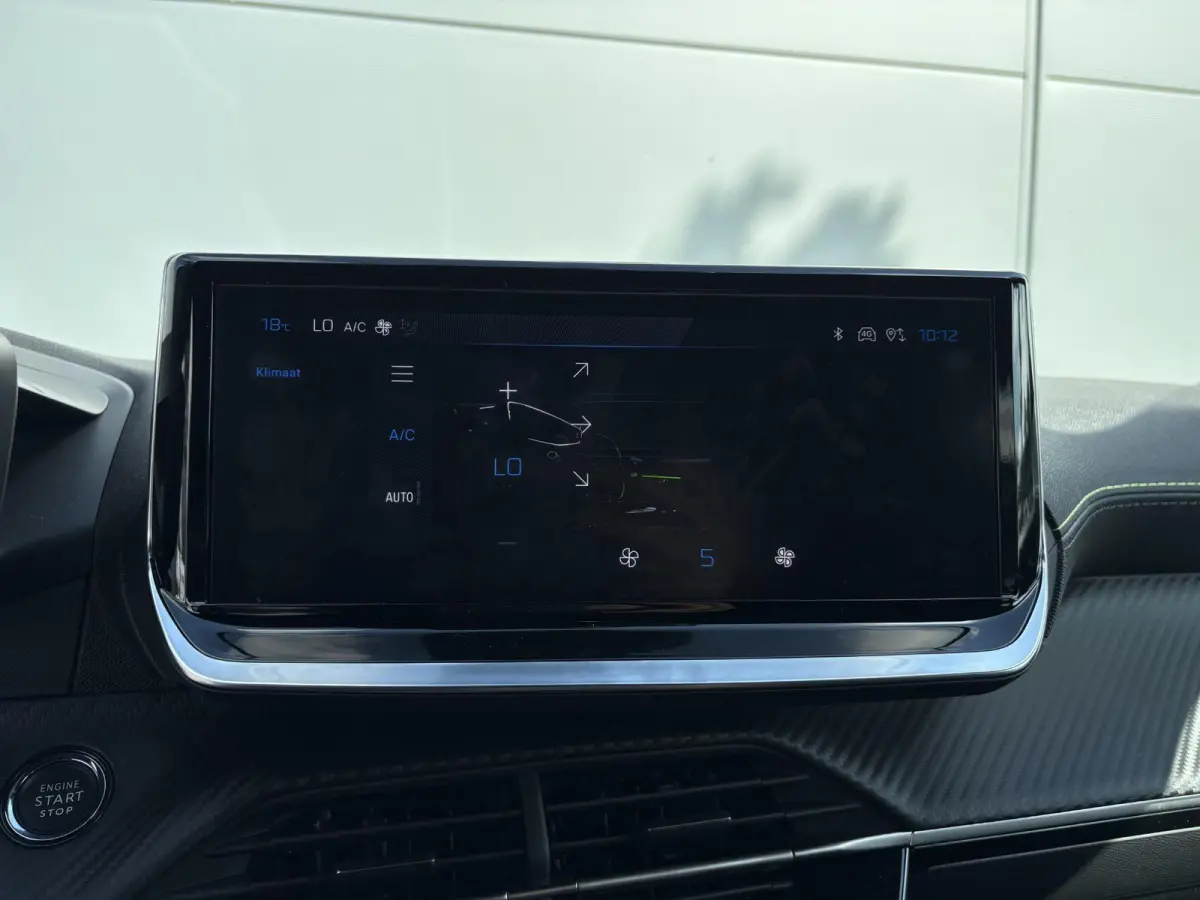 1.2 Hybrid 145 e-DCS6 GT | Elektrisch verstelbare stoelen | Stoelverwarming/Massagestoelen | Camera | Adaptieve Cruise Control | Apple Carplay/Android Auto