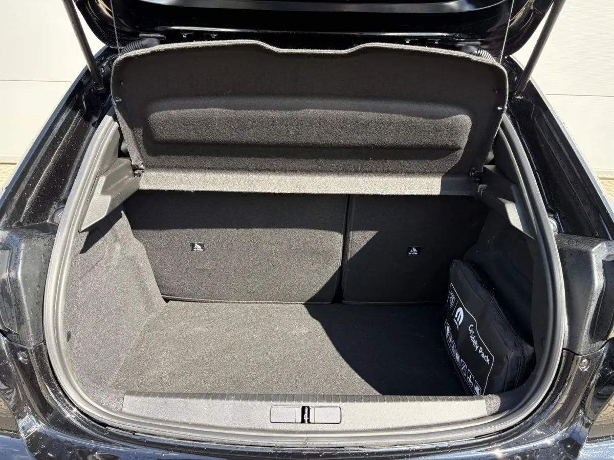 1.2 Hybrid 145 e-DCS6 GT | Elektrisch verstelbare stoelen | Stoelverwarming/Massagestoelen | Camera | Adaptieve Cruise Control | Apple Carplay/Android Auto