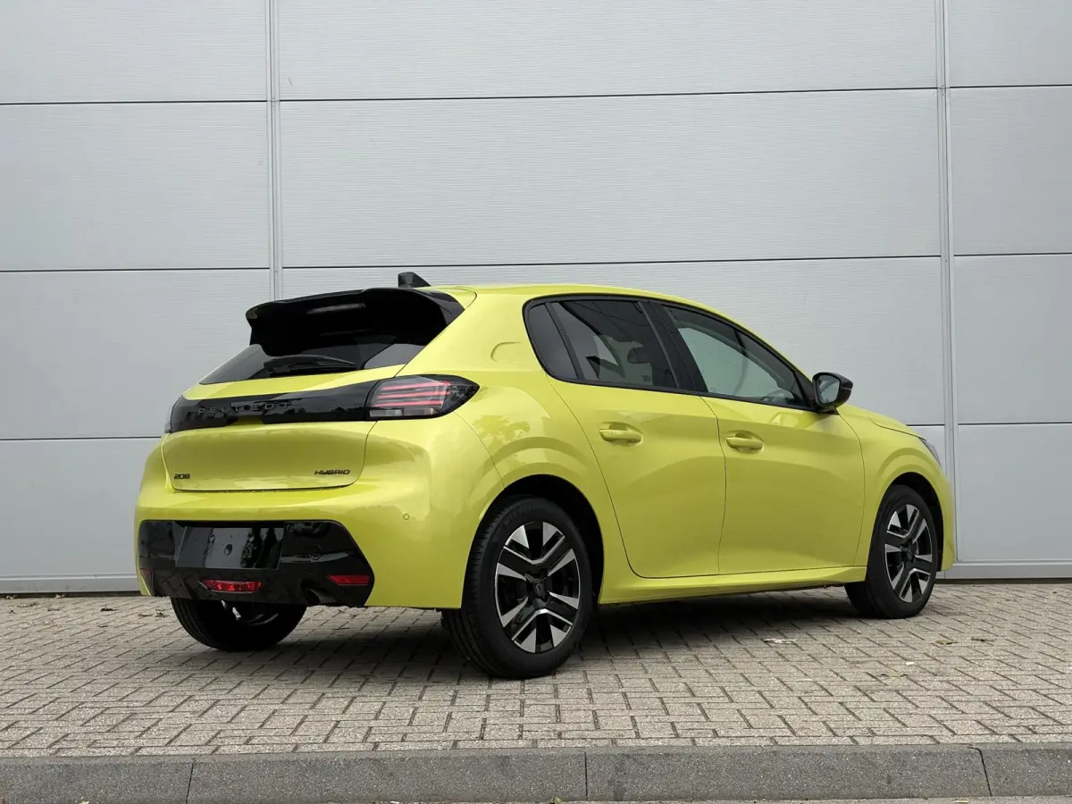1.2 Hybrid 110 e-DCS6 Allure | Automaat | Parkeersensoren | Cruise Control | Apple Carplay/Android Auto