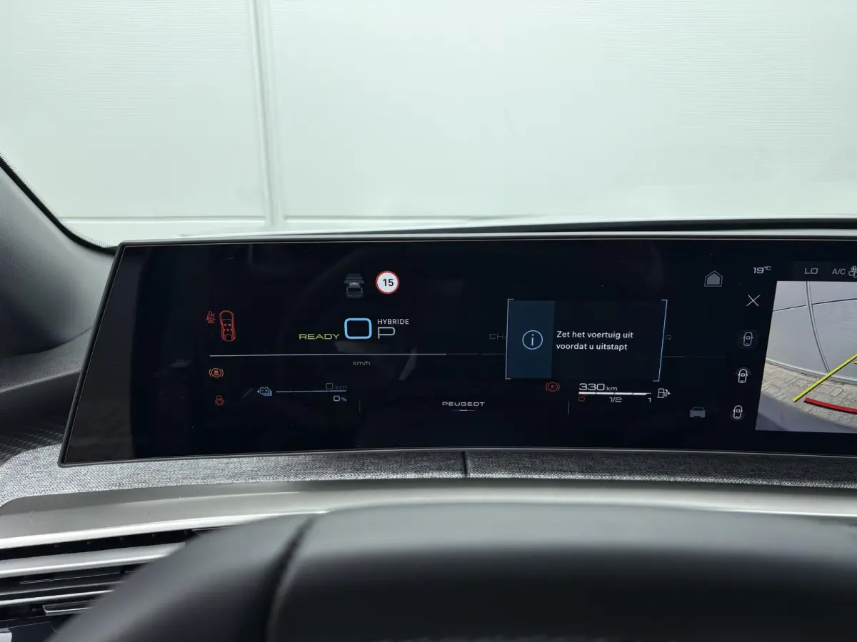 1.6 plug-in Hybrid 195 Allure | Panoramic Navigation Pack | Trekhaak | Camera | Apple Carplay/Android Auto