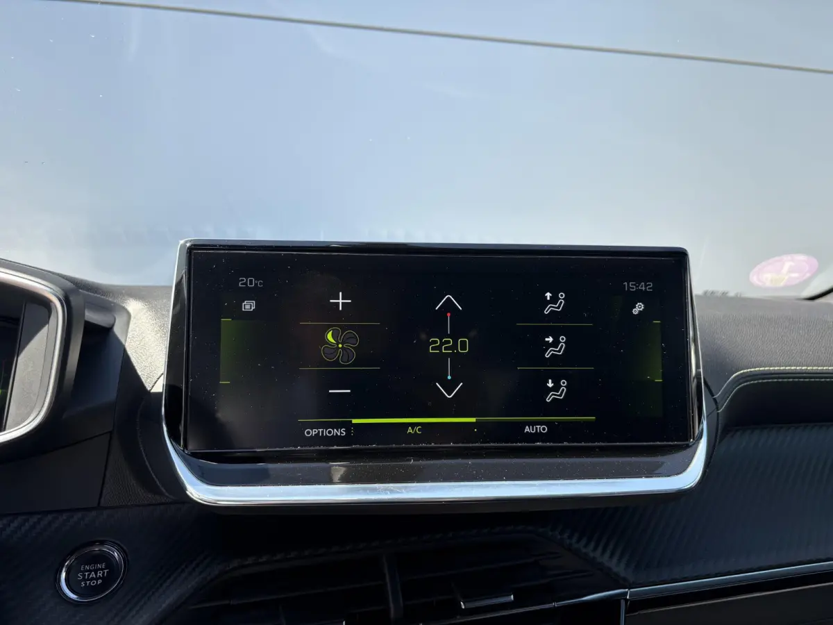 1.2 PureTech GT | Cruise Control | Dodehoek bewaking | Camera | Navigatie | Apple Carplay/Android Auto
