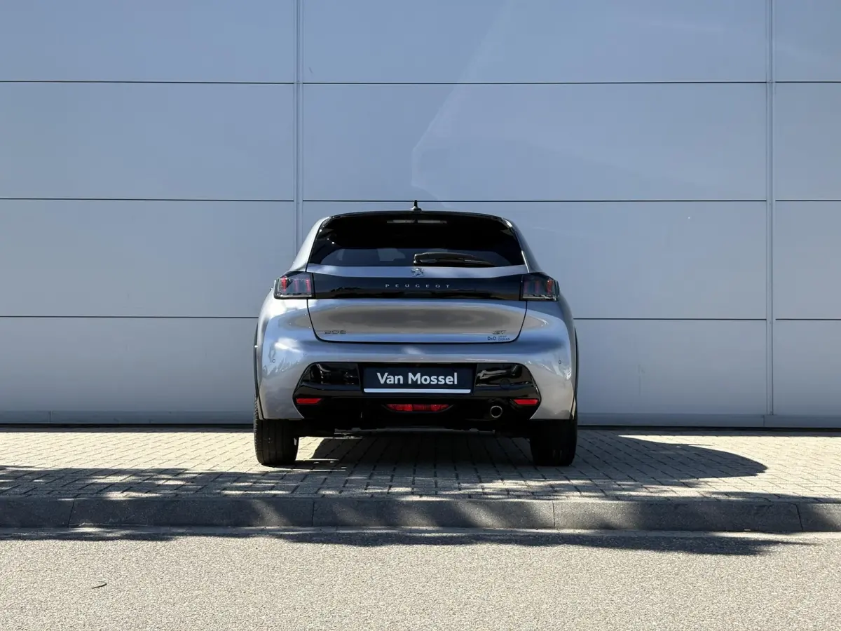 1.2 PureTech GT | Cruise Control | Dodehoek bewaking | Camera | Navigatie | Apple Carplay/Android Auto