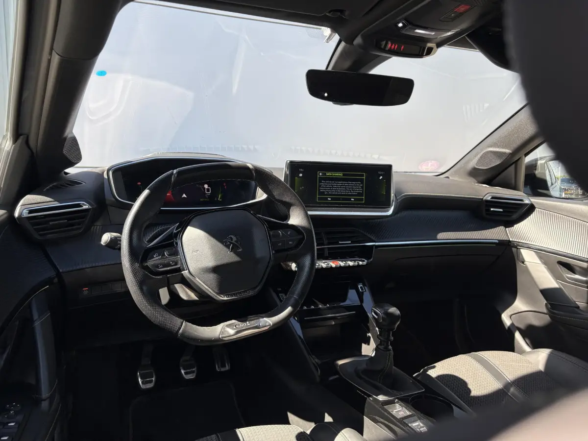 1.2 PureTech GT | Cruise Control | Dodehoek bewaking | Camera | Navigatie | Apple Carplay/Android Auto