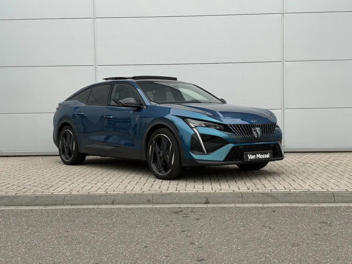 1.6 HYbrid GT 225 EAT8 First Edition | Panoramisch schuifdak | Alcantara bekleding | Focal | Camera | Apple Carplay/Android Auto