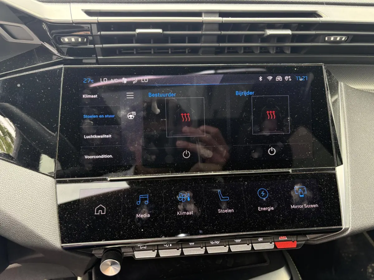 1.6 HYbrid GT 225 EAT8 First Edition | Panoramisch schuifdak | Alcantara bekleding | Focal | Camera | Apple Carplay/Android Auto