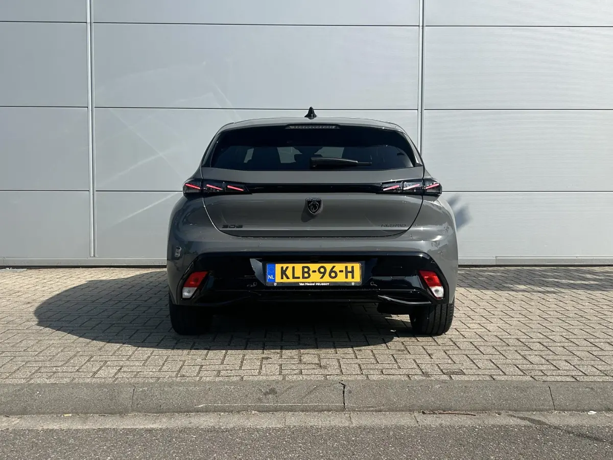 1.2 Hybrid 145 e-DCS6 Allure | Adaptieve Cruise Control | Camera | Stoel/stuurverwarming | Apple Carplay/Android Auto