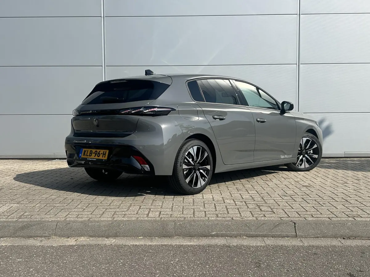 1.2 Hybrid 145 e-DCS6 Allure | Adaptieve Cruise Control | Camera | Stoel/stuurverwarming | Apple Carplay/Android Auto