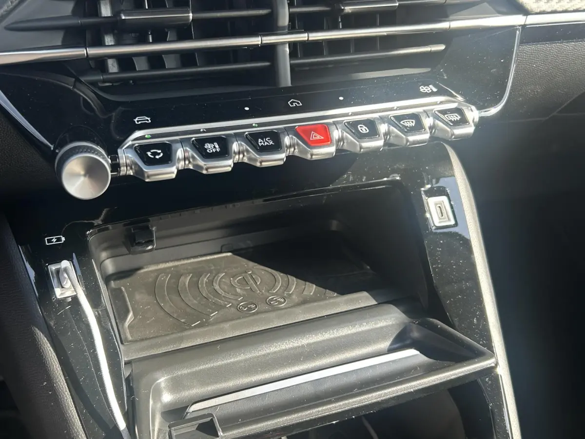 EV Allure 51 kWh | Navigatie | Warmtepomp | 3-Fase lader | Camera | Apple Carplay/Android Auto