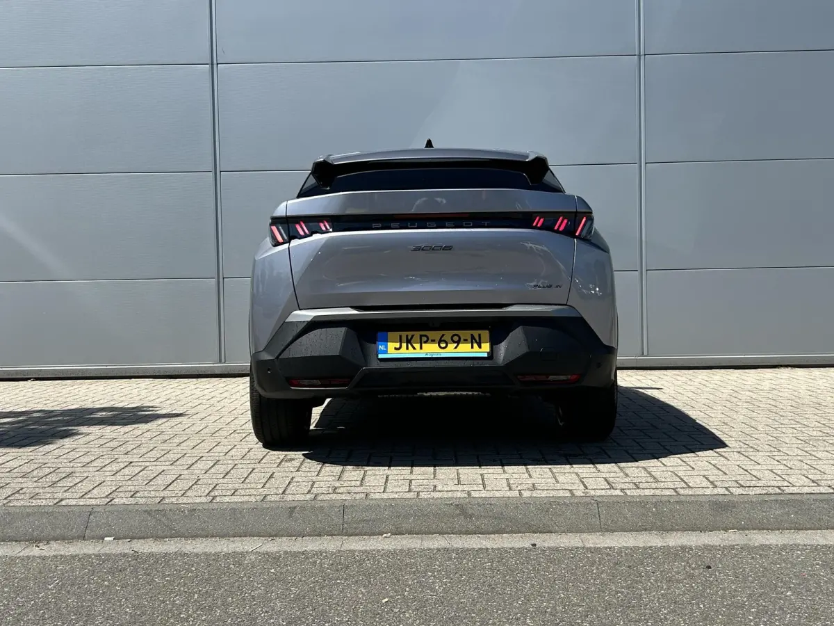 1.6 plug-in Hybrid 195 Allure | Navigatie | 360 camera | Adaptieve Cruise Control | Stuurverwarming