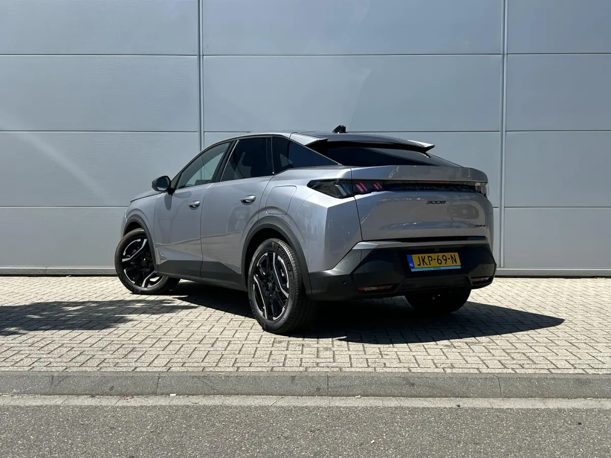 1.6 plug-in Hybrid 195 Allure | Navigatie | 360 camera | Adaptieve Cruise Control | Stuurverwarming