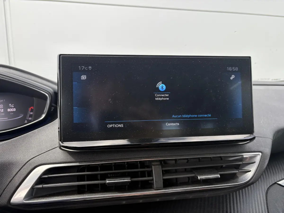1.2 PureTech Active Pack | 7 Zitplaatsen | Camera | Cruise Control | Apple Carplay/Android Auto