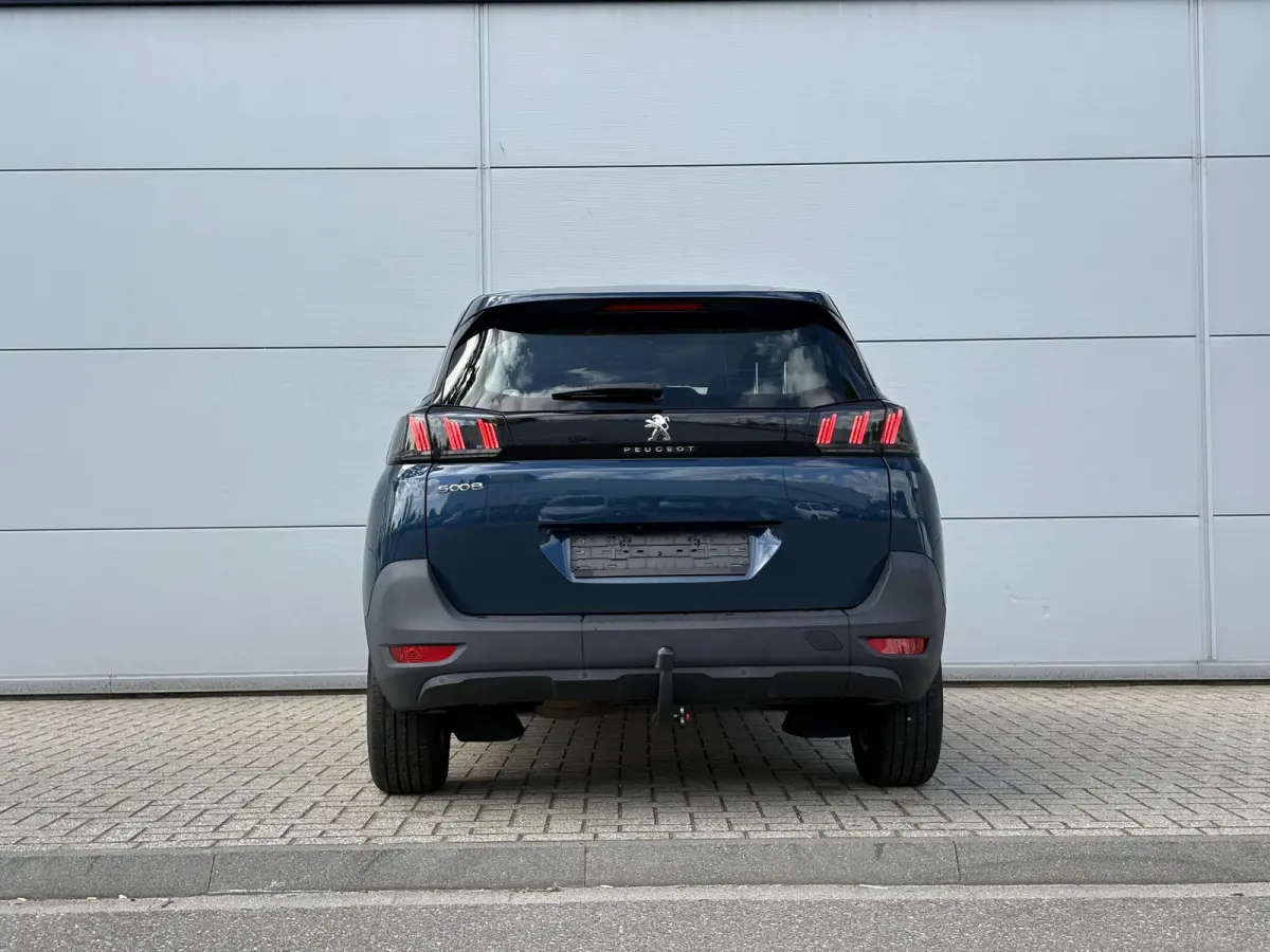 1.2 PureTech Active Pack | 7 Zitplaatsen | Camera | Cruise Control | Apple Carplay/Android Auto