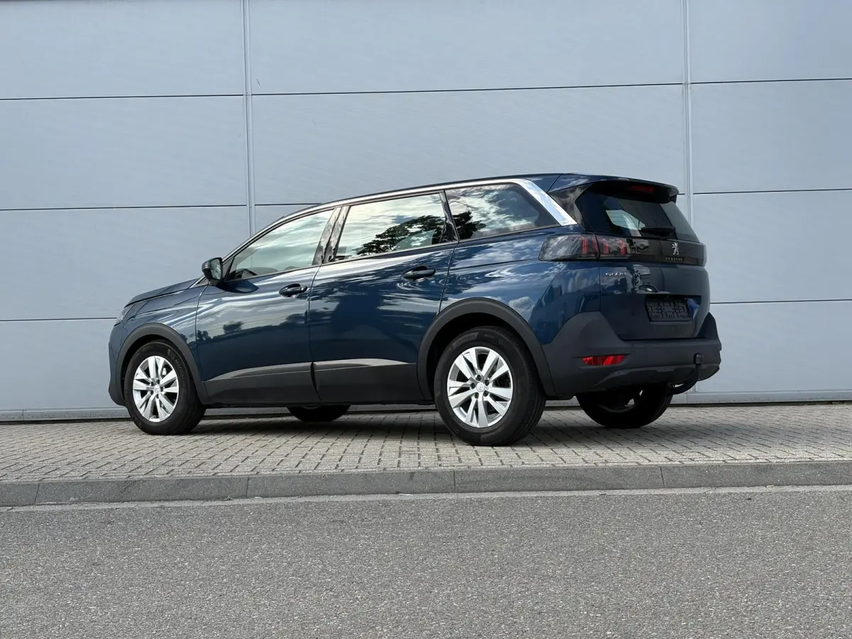 1.2 PureTech Active Pack | 7 Zitplaatsen | Camera | Cruise Control | Apple Carplay/Android Auto