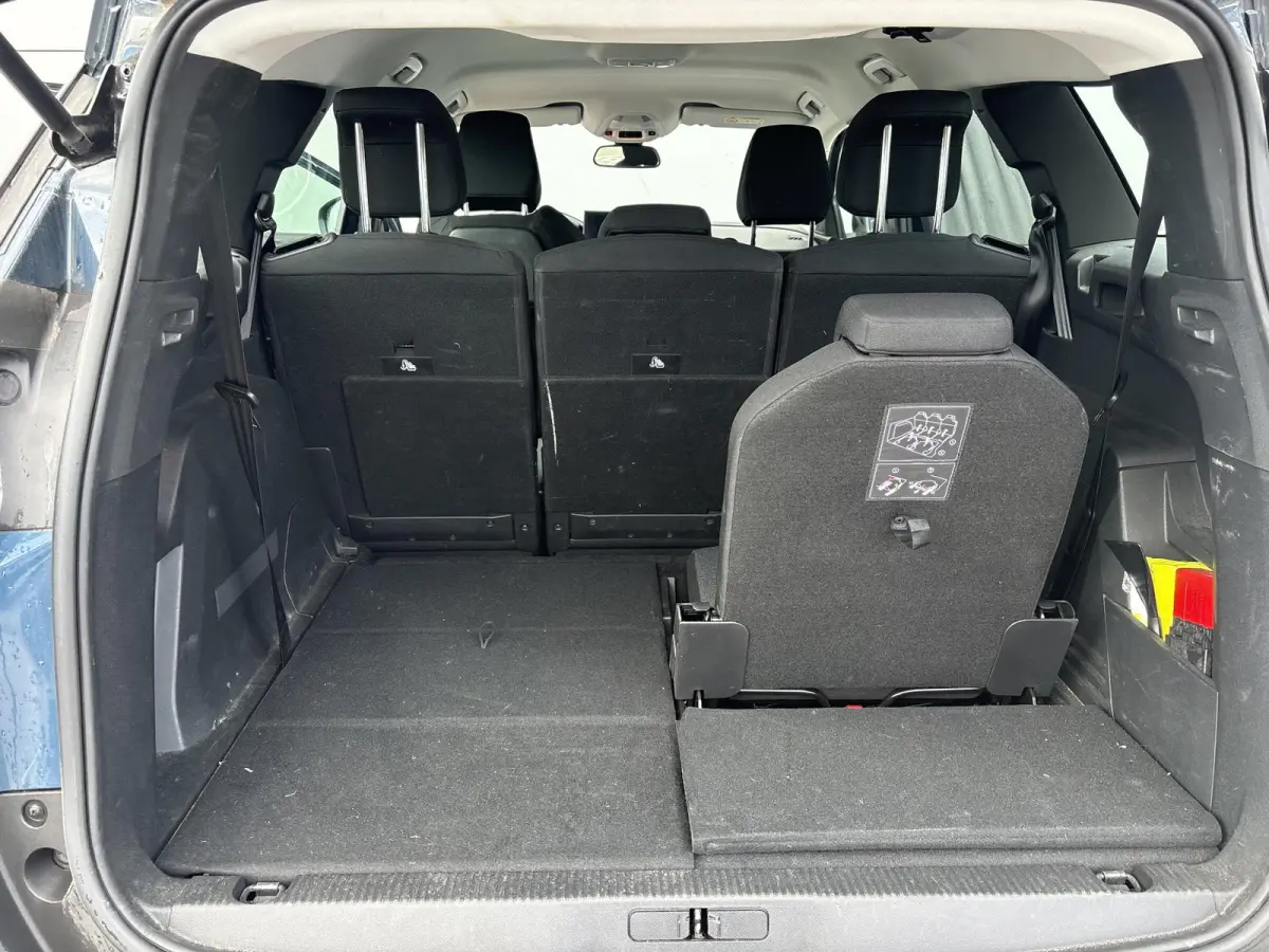 1.2 PureTech Active Pack | 7 Zitplaatsen | Camera | Cruise Control | Apple Carplay/Android Auto