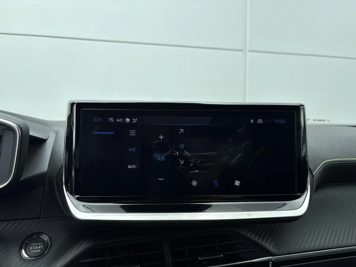 1.2 Hybrid 145 GT | Panoramisch schuifdak | Stoelverwarming | Camera | Apple Carplay/Android Auto