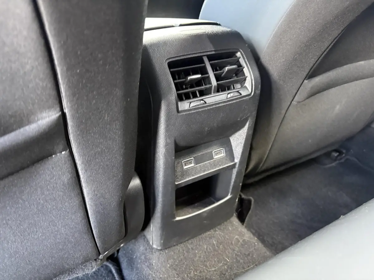 1.2 PureTech Allure | Camera | Cruise Control | Apple Carplay/Android Auto