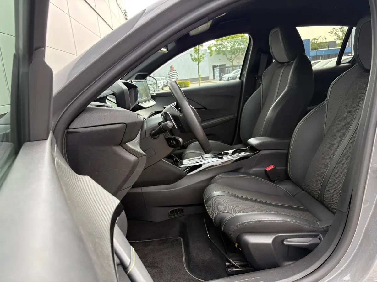 1.2 Hybrid 145 e-DCS6 GT | Camera | Adaptieve Cruise Control  | Apple Carplay/Android Auto