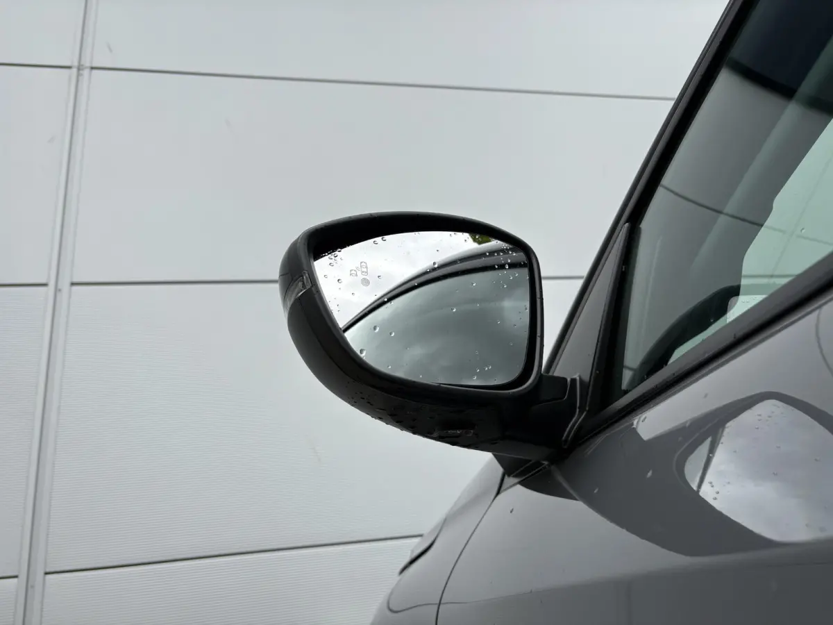 1.2 Hybrid 110 e-DCS6 Allure | Camera | Navigatie | Cruise Control | Apple Carplay/Android Auto