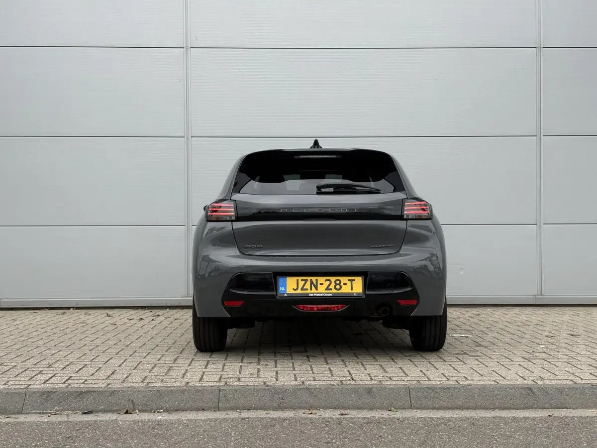 1.2 Hybrid 110 e-DCS6 Allure | Camera | Navigatie | Cruise Control | Apple Carplay/Android Auto