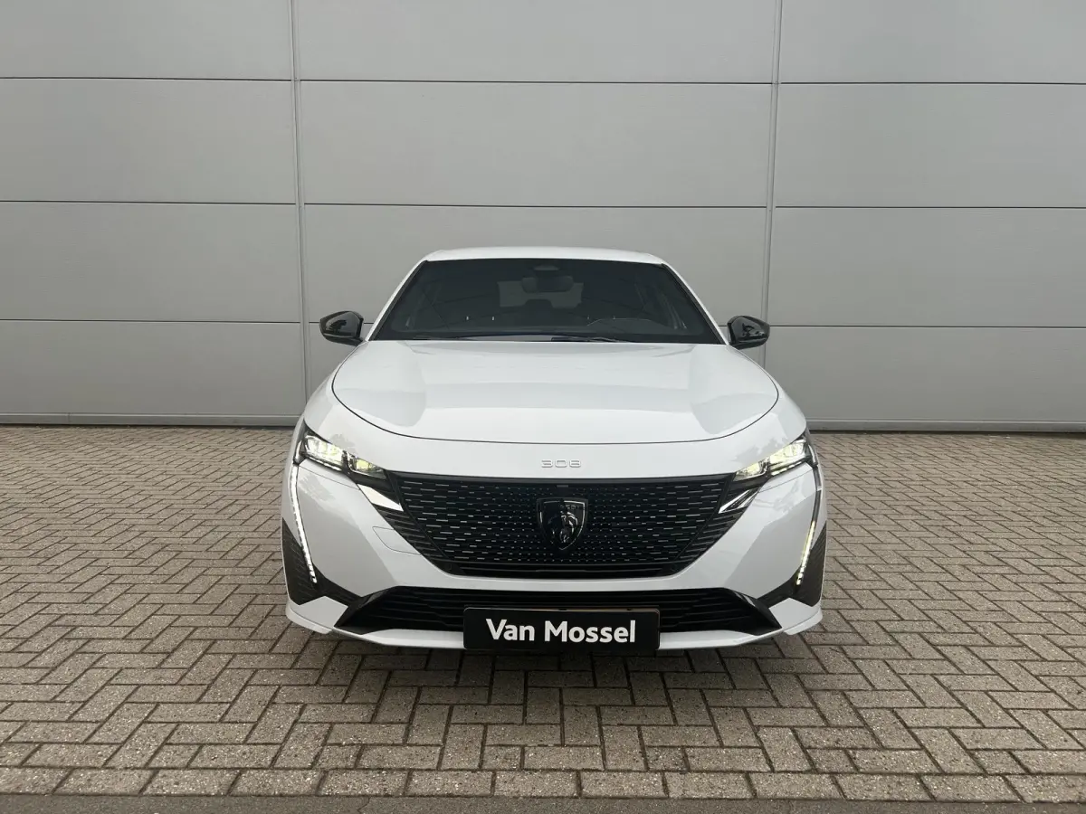 1.2 Mild Hybrid 145 e-DCS6 GT | Automaat | 360 camera | Adaptieve Cruise Control | Navigatie | Apple Carplay/Android Auto | 3D Cockpit | ACTIE MODEL
