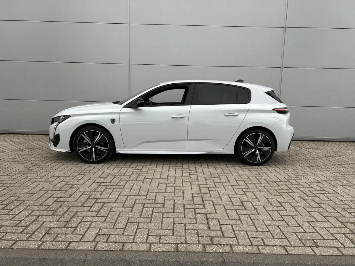 1.2 Mild Hybrid 145 e-DCS6 GT | Automaat | 360 camera | Adaptieve Cruise Control | Navigatie | Apple Carplay/Android Auto | 3D Cockpit | ACTIE MODEL