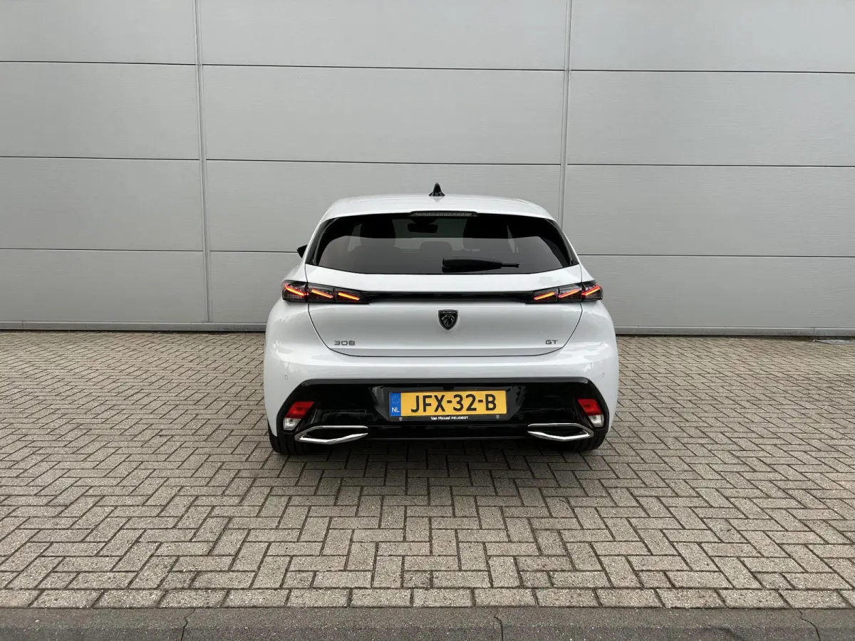 1.2 Mild Hybrid 145 e-DCS6 GT | Automaat | 360 camera | Adaptieve Cruise Control | Navigatie | Apple Carplay/Android Auto | 3D Cockpit | ACTIE MODEL