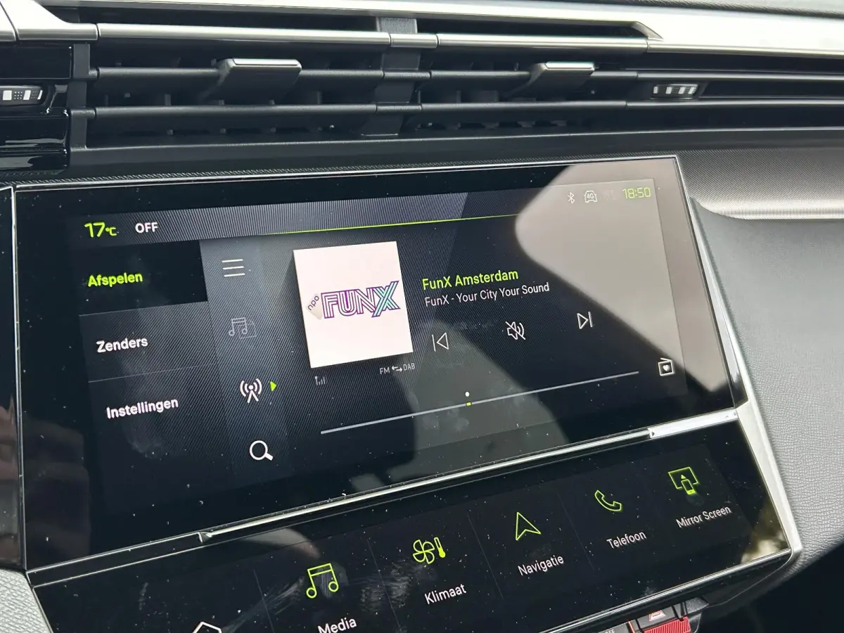 1.2 Mild Hybrid 145 e-DCS6 GT | Automaat | 360 camera | Adaptieve Cruise Control | Navigatie | Apple Carplay/Android Auto | 3D Cockpit | ACTIE MODEL