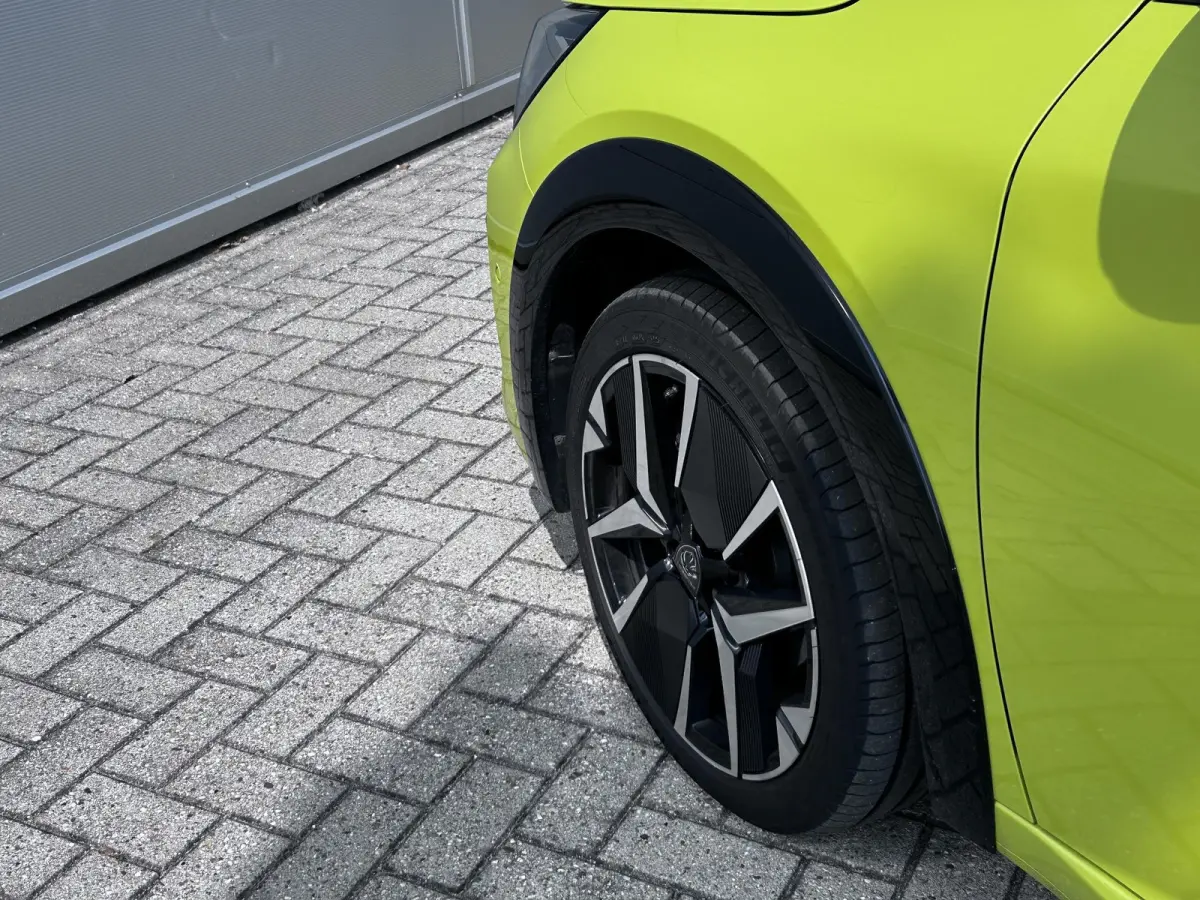 EV GT 51 kWh | Camera | Adaptieve Cruise Control | Stoelverwarming | Apple carplay/Android Auto