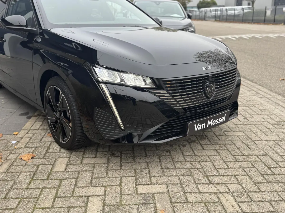 Allure EV 54 kWh l Camera achter | Draadloze Apple Carplay/Android Auto | Stoelverwarming