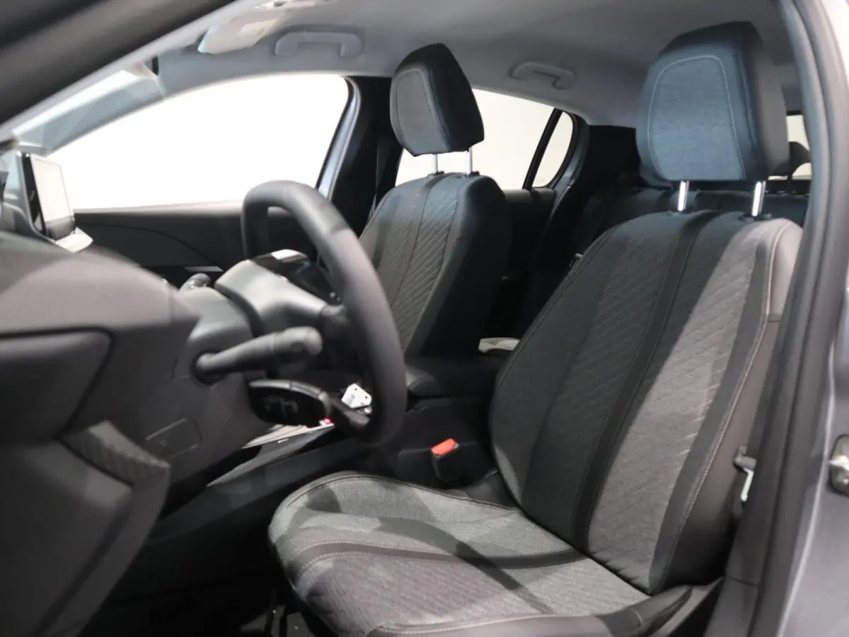 e-Style 50 kWh | Parkeerhulp | Stoelverwarming | Apple Carplay/Android Auto
