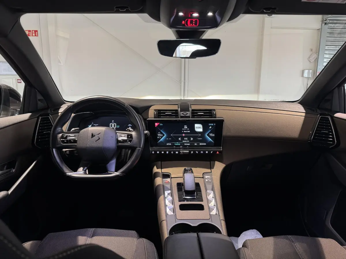 E-Tense Bastille+