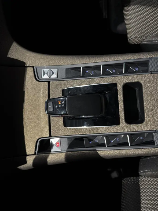 E-Tense Bastille+