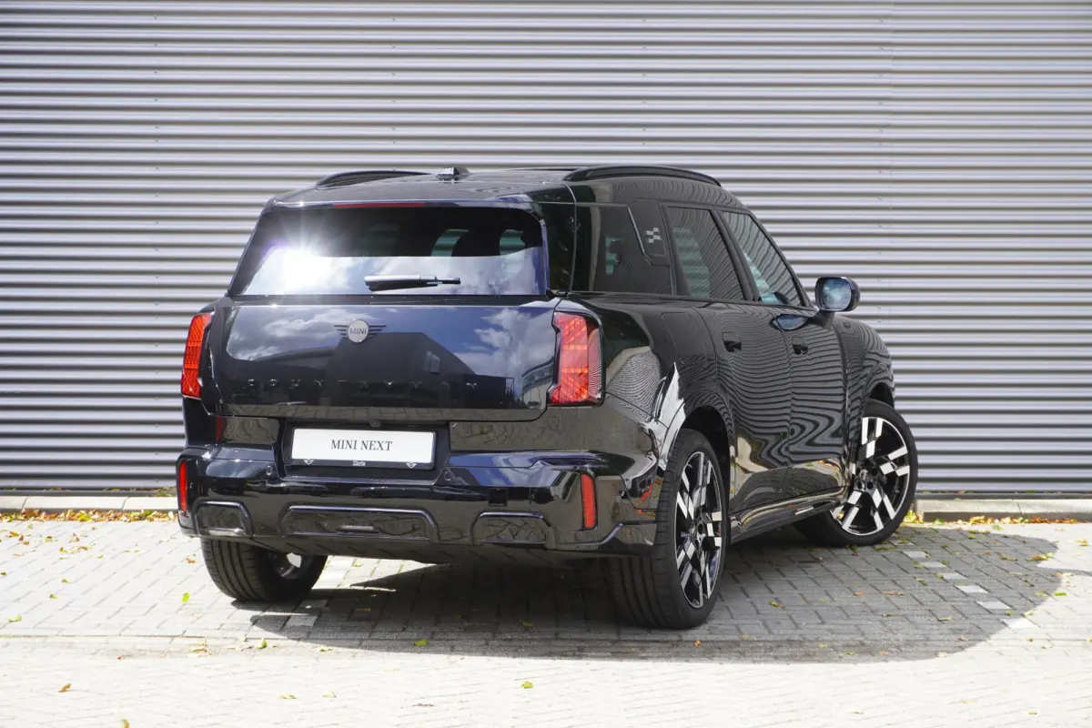 E John Cooper Works M Panoramadak elektrisch | John Cooper Works uitvoering | Head-Up Display | Harman/Kardon Surround Sound systeem