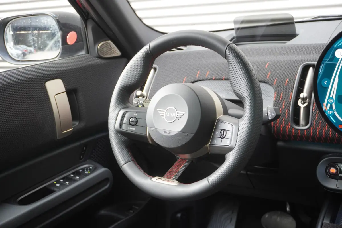 E John Cooper Works M Panoramadak elektrisch | John Cooper Works uitvoering | Head-Up Display | Harman/Kardon Surround Sound systeem